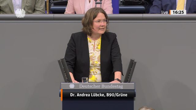 „Forschungspolitik darf nicht zum Hopping zwischen Hype-Themen werden!“ - Meine erste Rede im Deutschen Bundestag