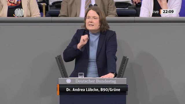 „Die AfD warnt vor Emissionen mit globaler Wirkung – und leugnet zugleich den Klimawandel.“