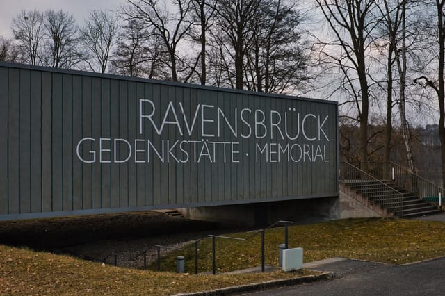 81. Jahrestag der Befreiung des KZ Ravensbrück